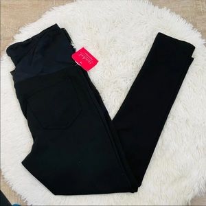 Ingrid and Isabel Maternity Pants - BLACK NWT *grey pant picture for reference*